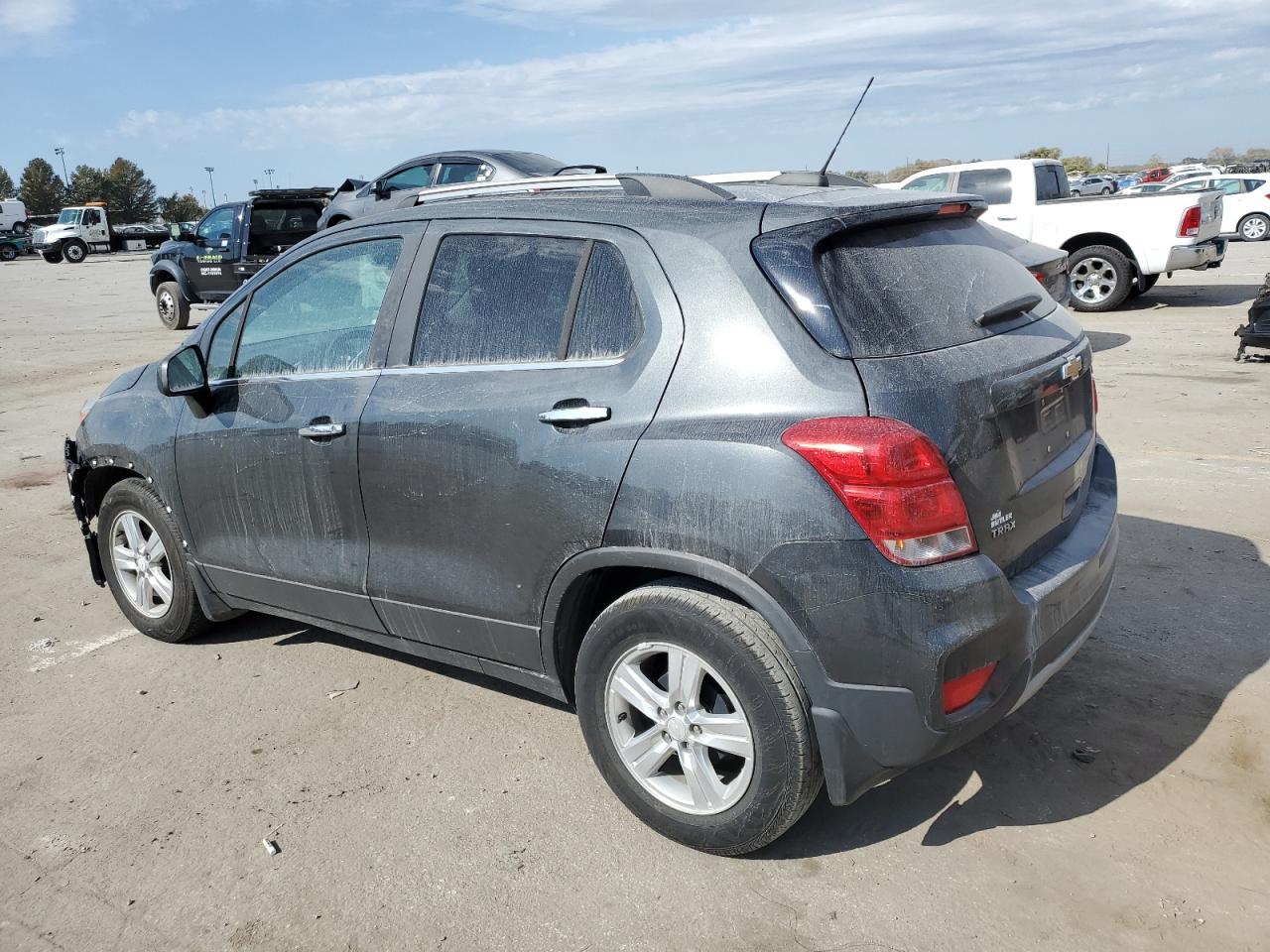 2019 Chevrolet Trax VIN 3GNCJLSB0KL173136 Copart auction photo, front end damage thumbnail 2