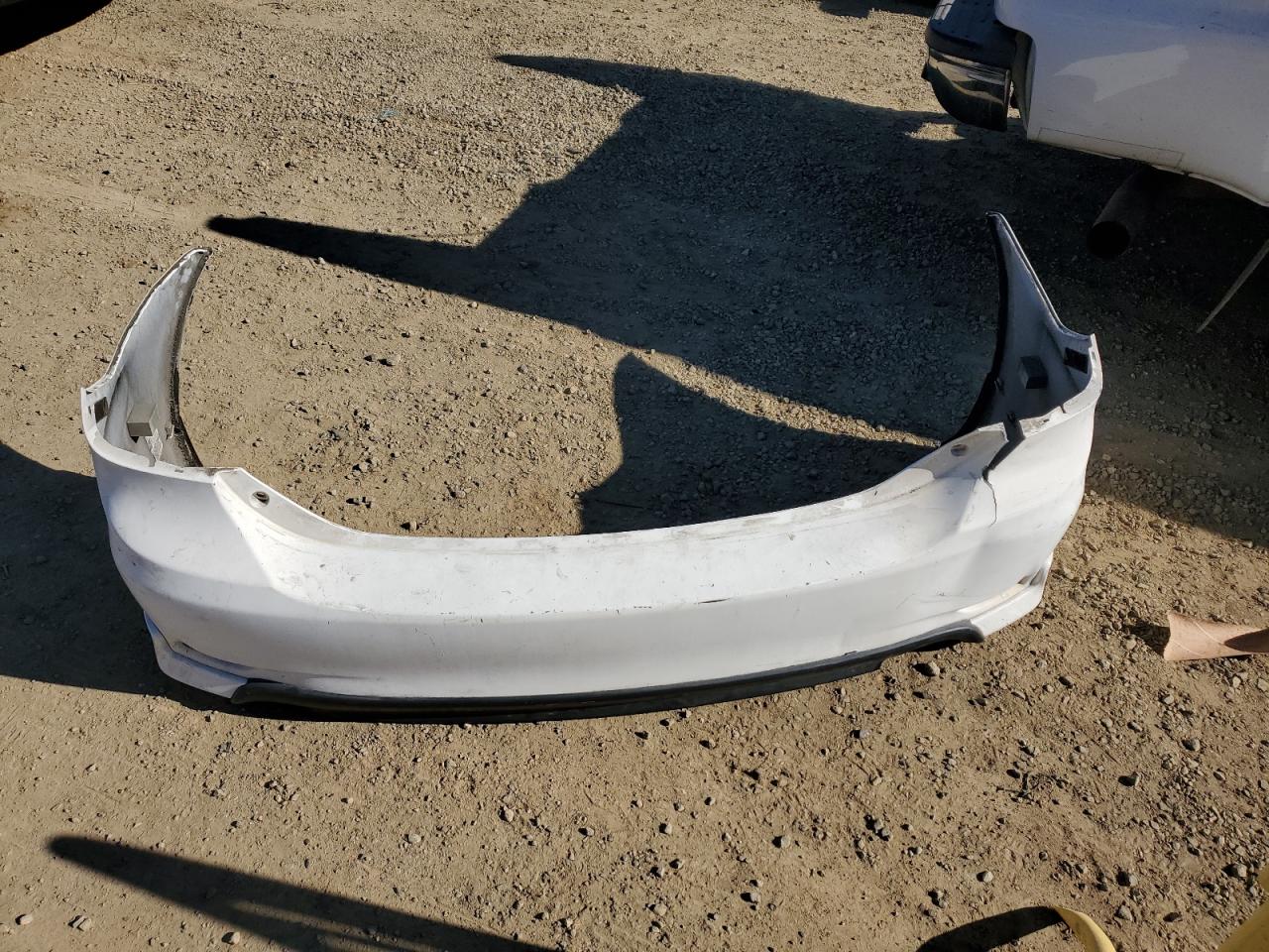 2011 Toyota Corolla VIN 2T1BU4EE5BC687204 Copart auction photo, rear end damage thumbnail 14