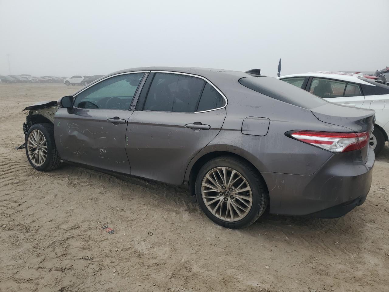 2019 Toyota Camry VIN 4T1B11HKXKU703937 Copart auction photo, front end damage thumbnail 2