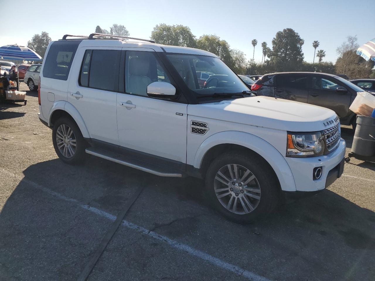 2016 Land Rover LR4 VIN SALAK2V61GA795340 Copart auction photo, top/roof / minor dent/scratches damage thumbnail 4