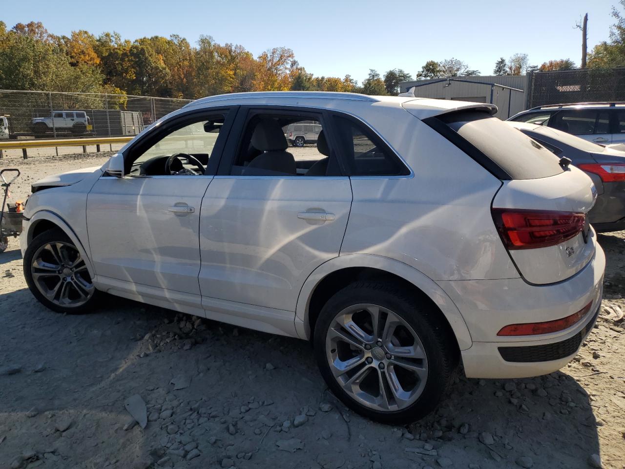 2018 Audi Q3 VIN WA1JCCFS8JR027508 Copart auction photo, front end damage thumbnail 2