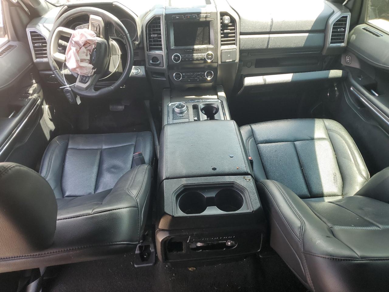 2021 Ford Expedition VIN 1FMJU1HT9MEA16165 Copart auction photo, front end damage thumbnail 8