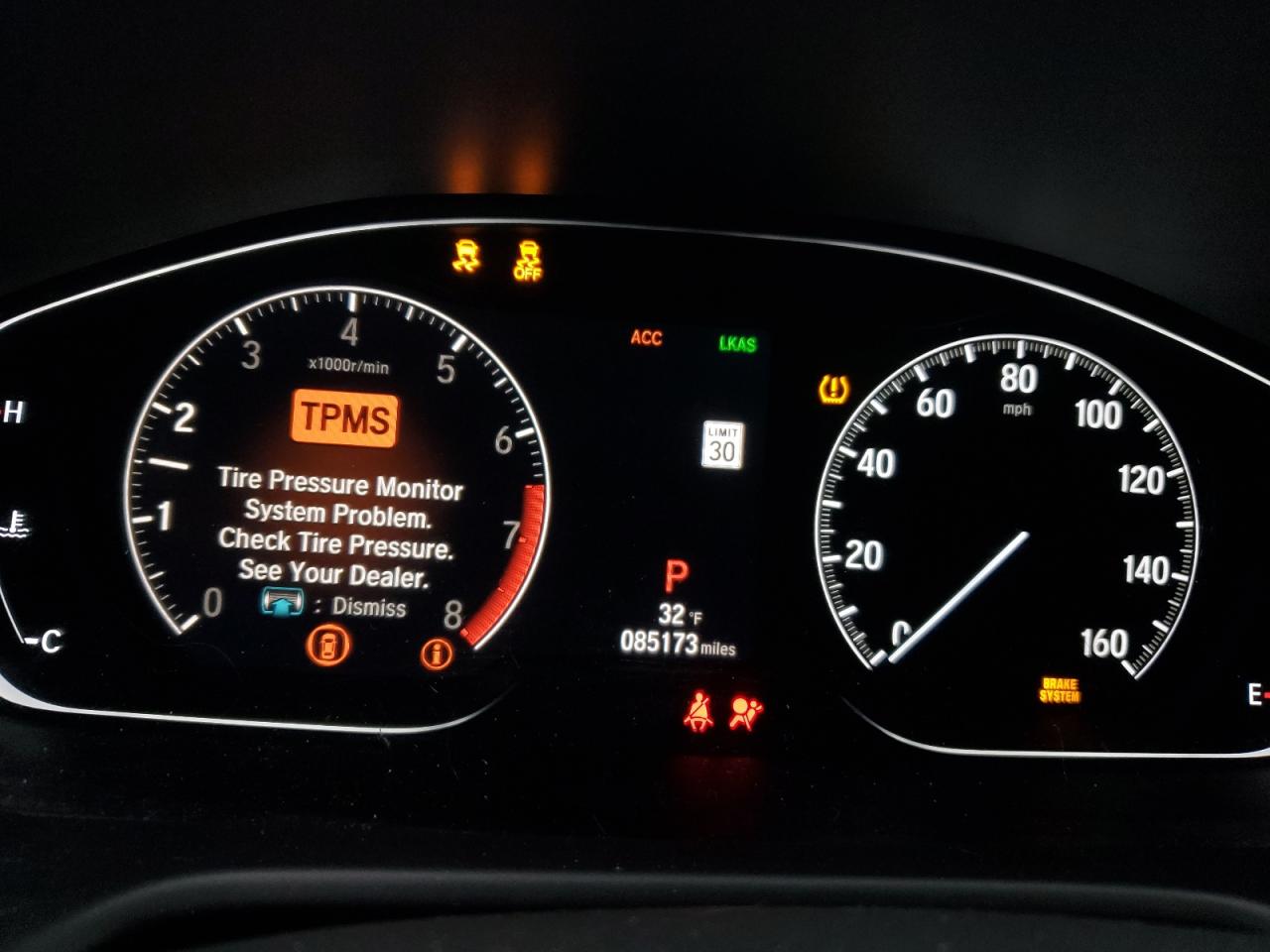 2018 Honda Accord VIN 1HGCV1F1XJA122026 Copart auction photo, front end damage thumbnail 9