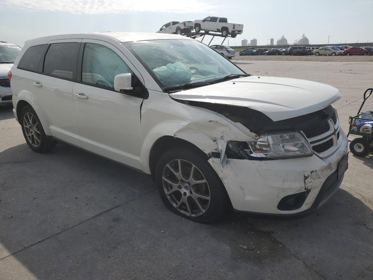 2018 Dodge Journey VIN 3C4PDCEG6JT370402 Copart auction photo, front end damage thumbnail 4