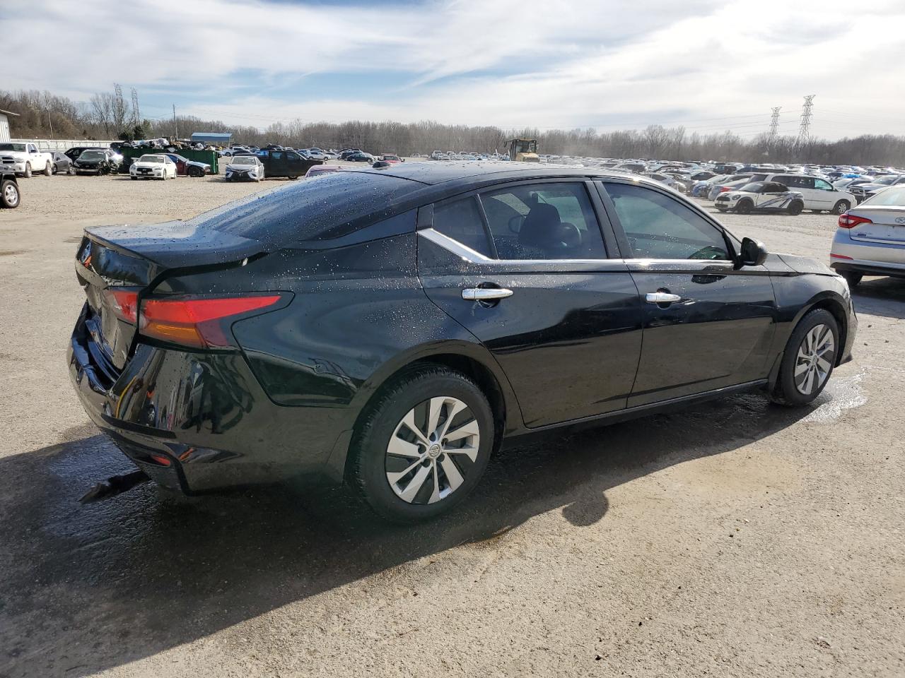 2019 Nissan Altima VIN 1N4BL4BV6KC208763 Copart auction photo, rear end damage thumbnail 3