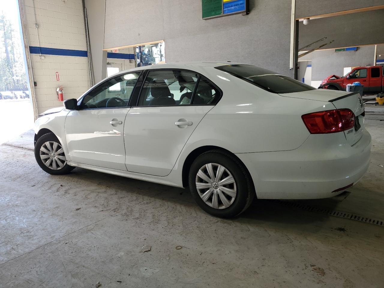 2014 Volkswagen Jetta VIN 3VW1K7AJ4EM442571 Copart auction photo, front end damage thumbnail 2