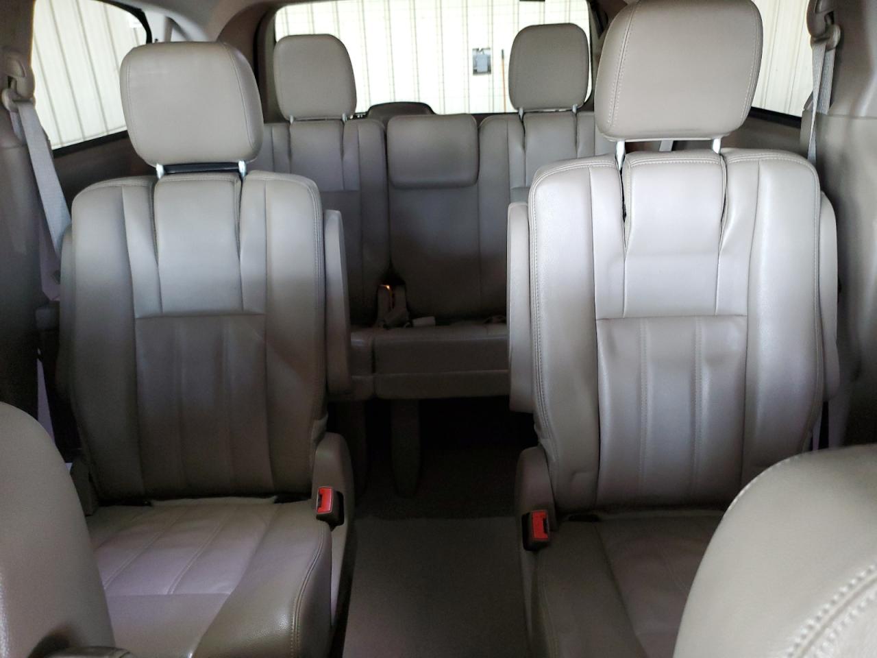 2014 Chrysler Town & Country VIN 2C4RC1BGXER438438 Copart auction photo, rear end / minor dent/scratches damage thumbnail 10
