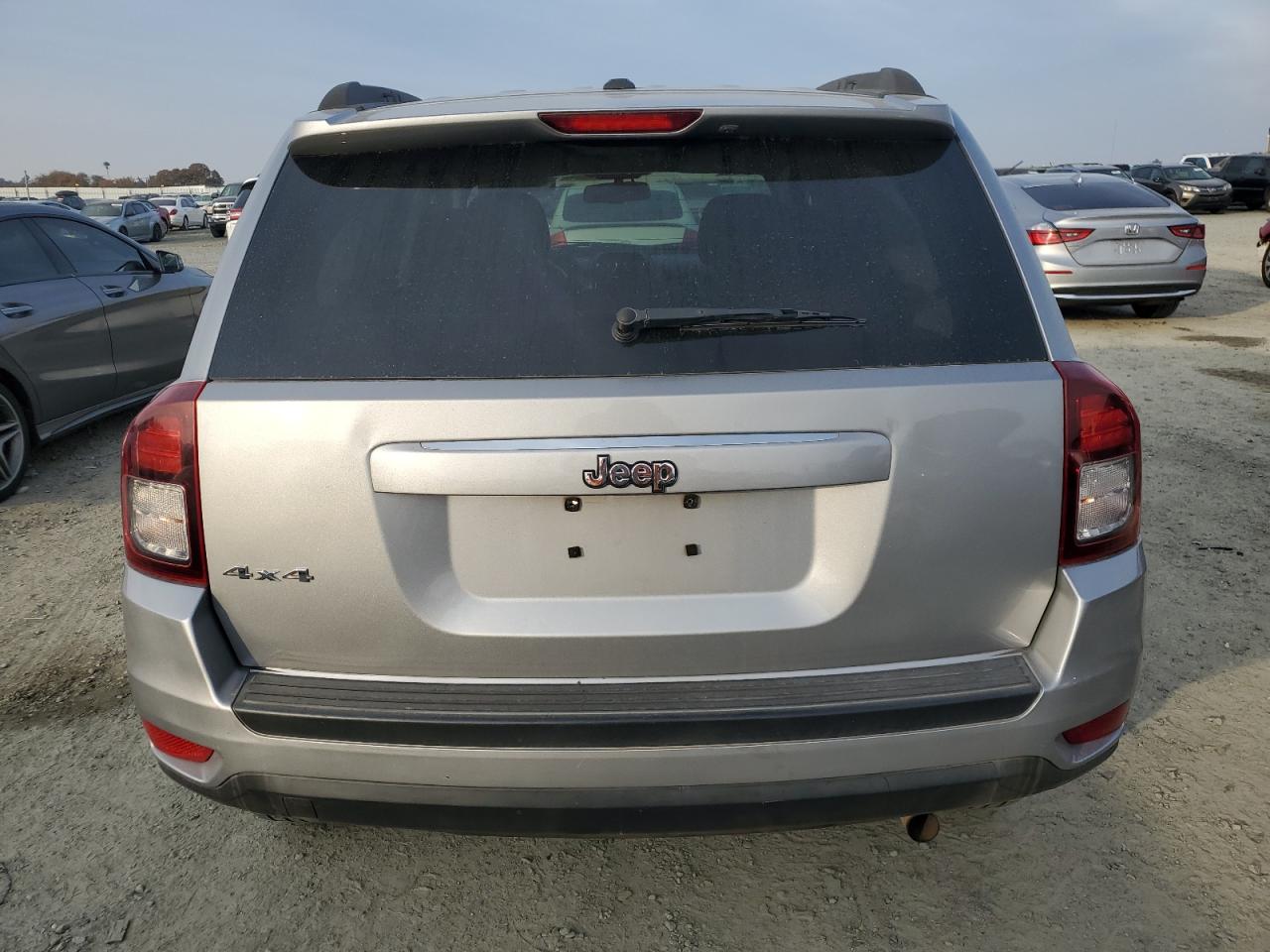 2017 Jeep Compass VIN 1C4NJDBB8HD142898 Copart auction photo, front end / side damage thumbnail 6