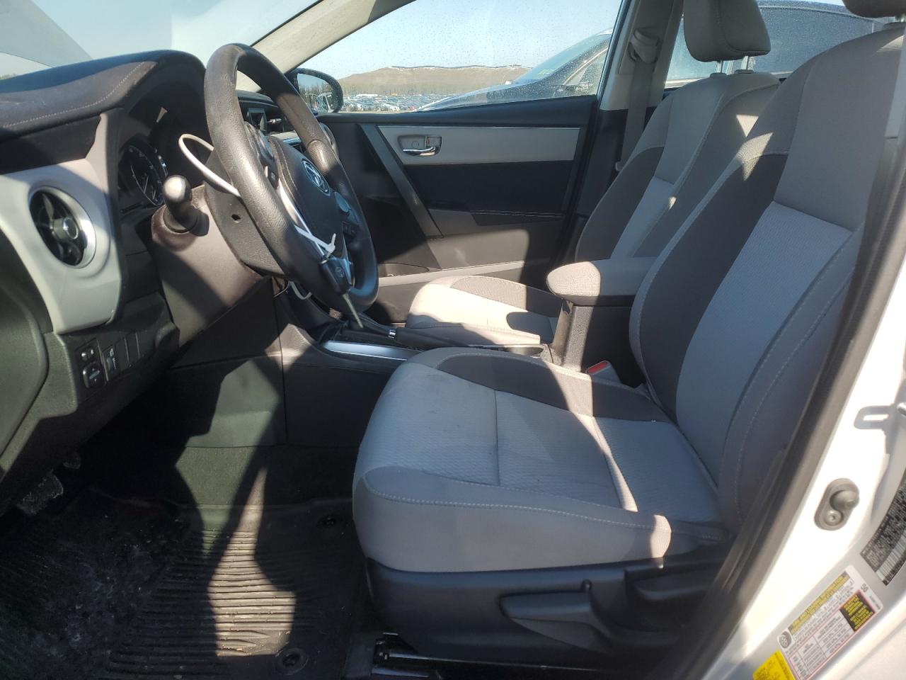 2019 Toyota Corolla VIN 2T1BURHE0KC166383 Copart auction photo, front end / minor dent/scratches damage thumbnail 7