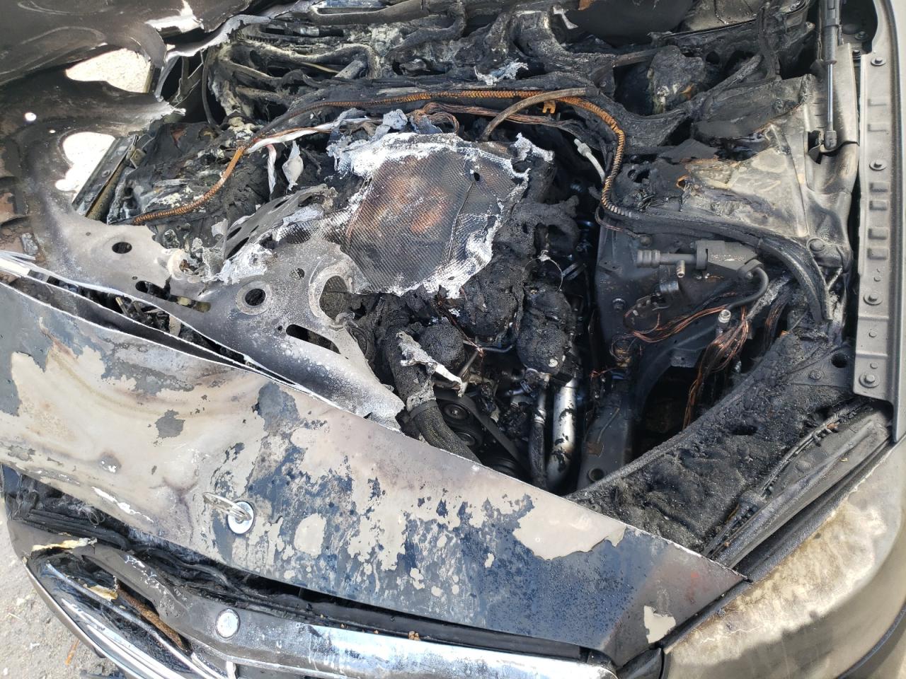 2019 Mercedes-Benz S-klasse VIN WDDUG6GB7KA488857 Copart auction photo, burn - engine / rear end damage thumbnail 13