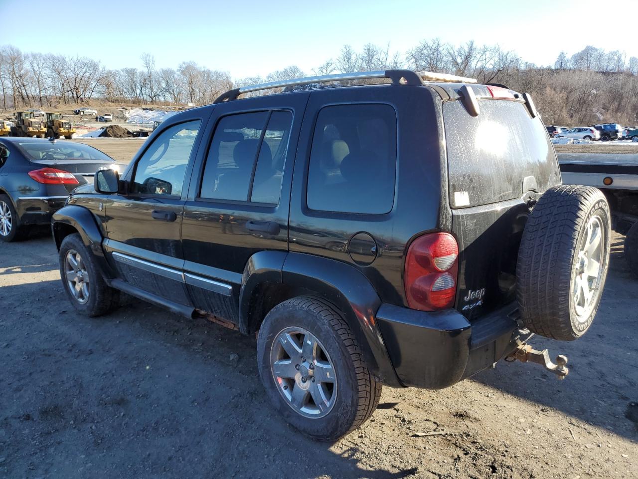 2006 Jeep Liberty (North America) VIN 1J4GL58KX6W257854 Copart auction photo, front end / minor dent/scratches damage thumbnail 2
