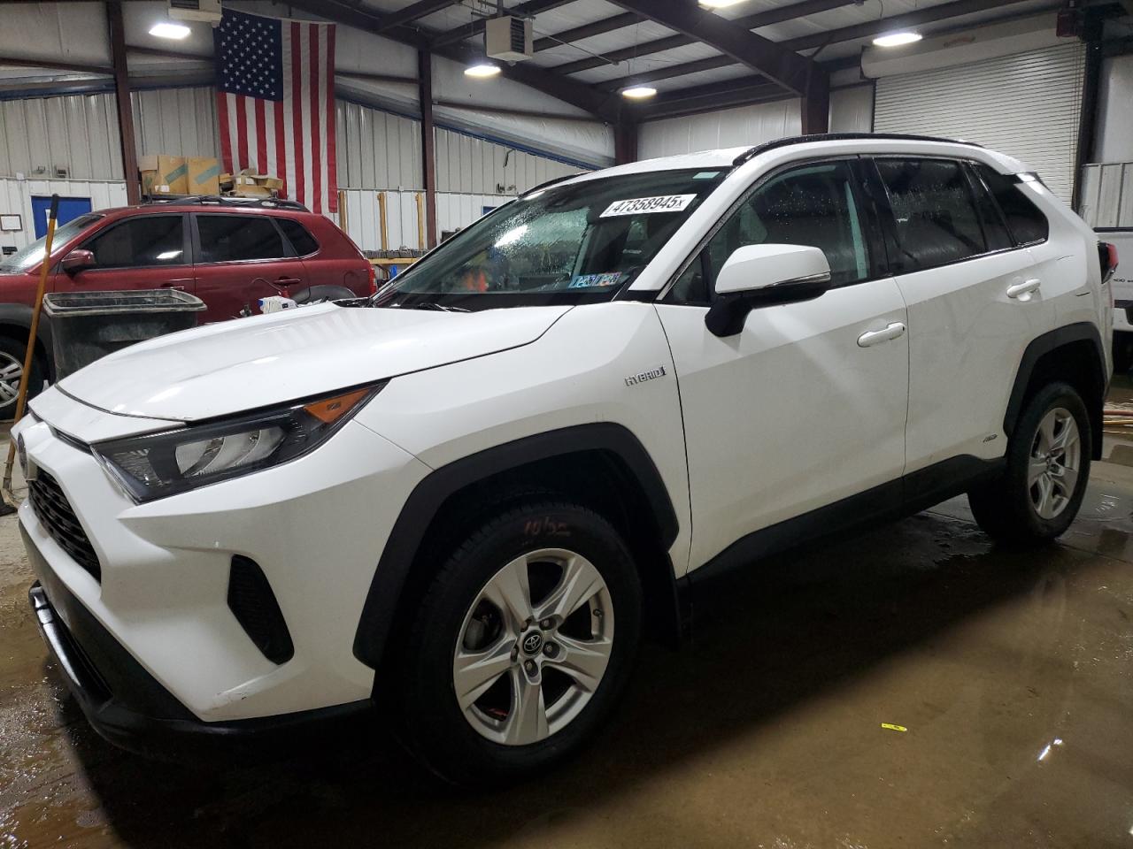 2019 Toyota RAV 4 VIN 2T3MWRFV4KW033511