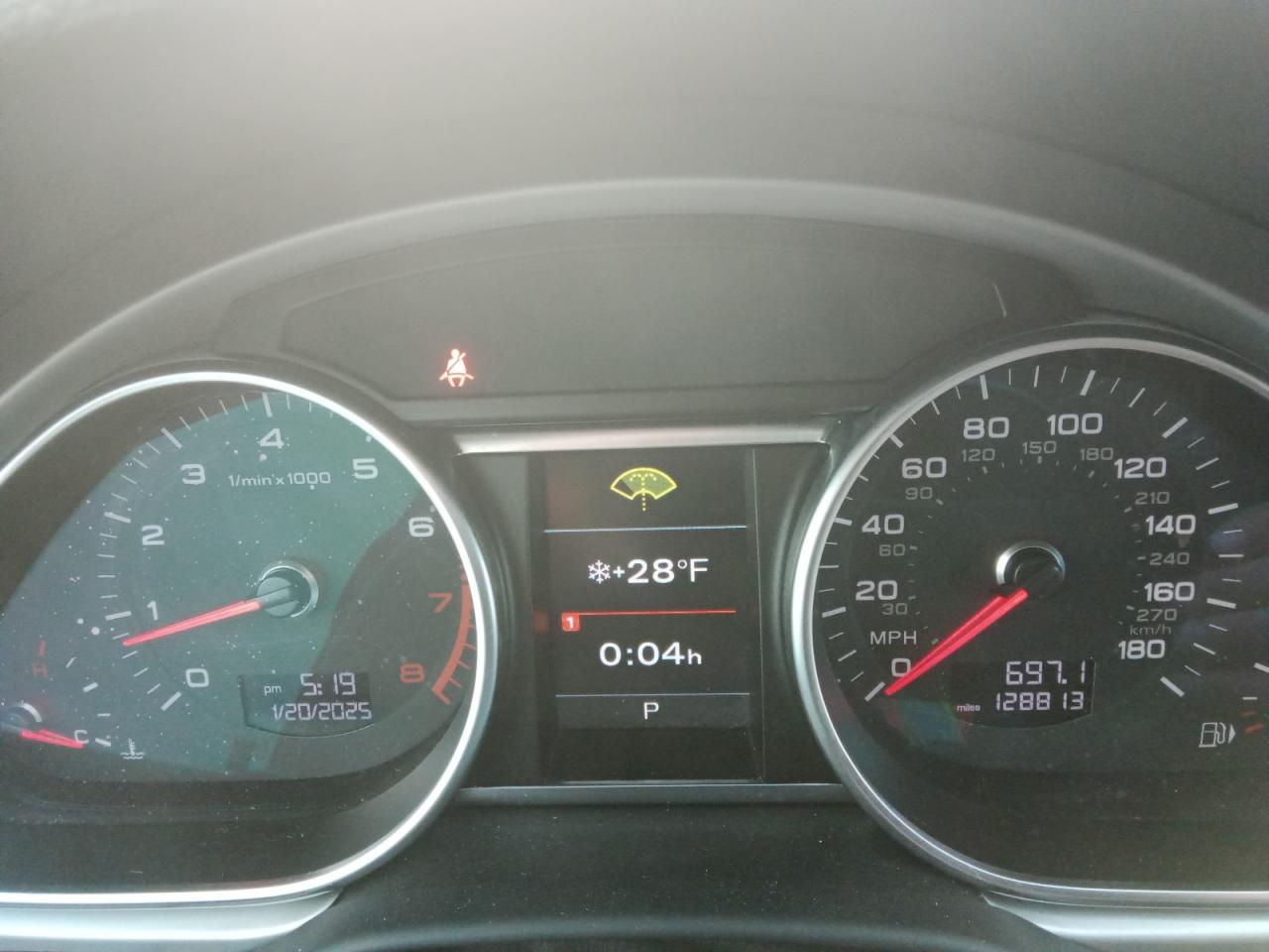 2015 Audi Q7 VIN WA1DGAFE8FD015699 Copart auction photo, front end / side damage thumbnail 9