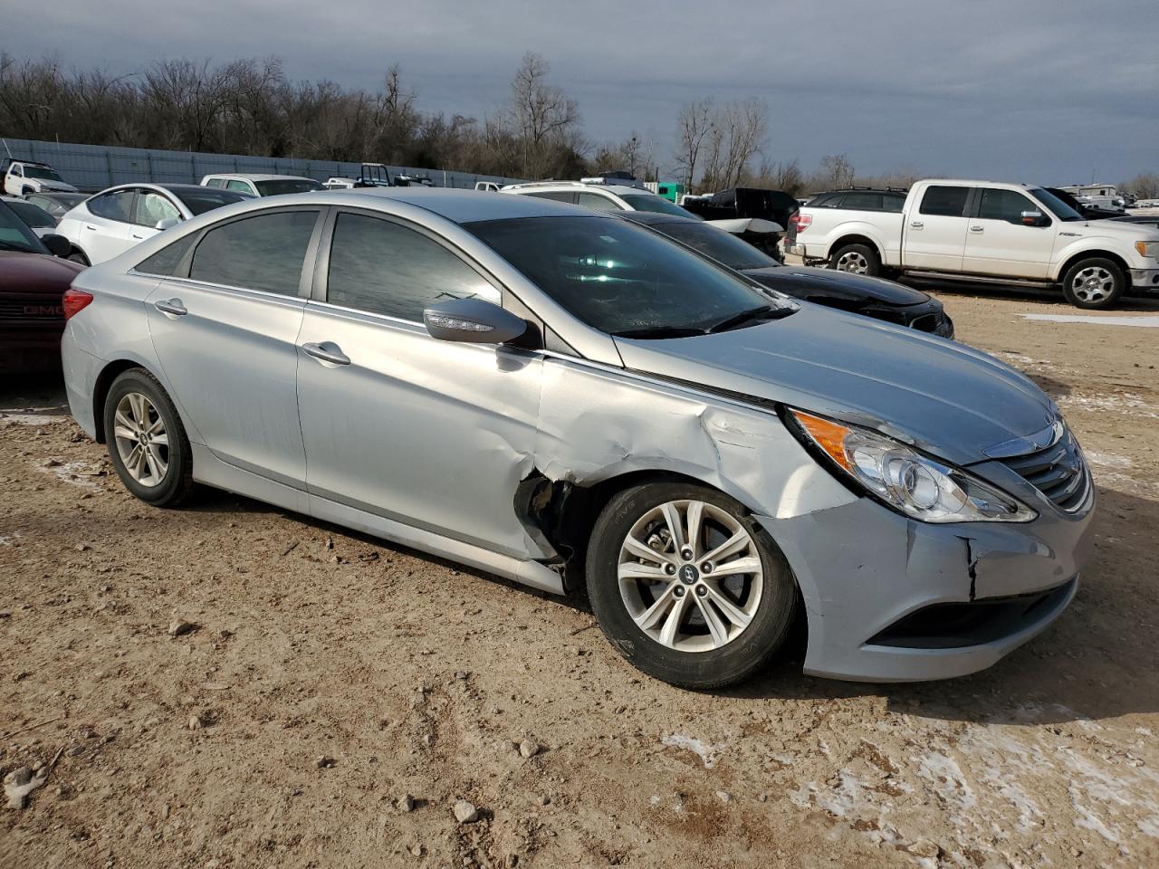 2014 Hyundai Sonata VIN 5NPEB4AC4EH906968 Copart auction photo, front end / minor dent/scratches damage thumbnail 4