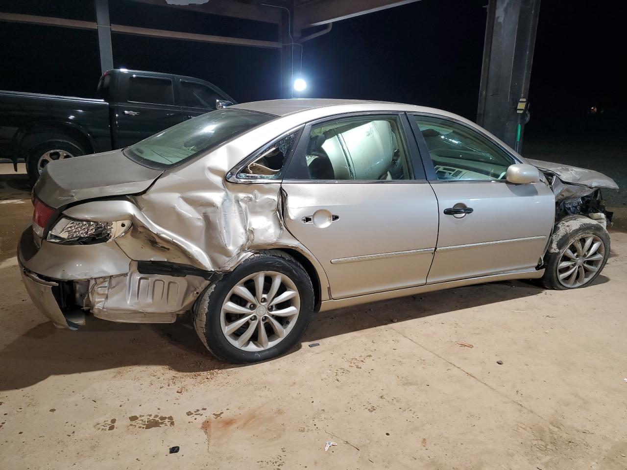 2006 Hyundai Azera VIN KMHFC46F86A128070 Copart auction photo, all over damage thumbnail 3