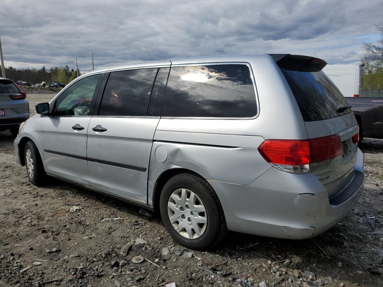 2010 Honda Odyssey VIN 5FNRL3H24AB110087 Copart auction photo, front end damage thumbnail 2