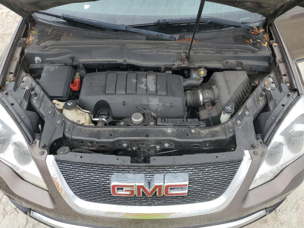 2011 GMC Acadia VIN 1GKKRPED9BJ241088 Copart auction photo, water/flood / minor dent/scratches damage thumbnail 12