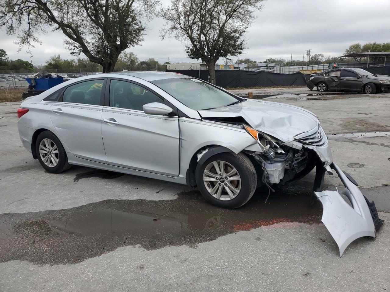 2013 Hyundai Sonata VIN 5NPEB4AC4DH798382 Copart auction photo, front end / side damage thumbnail 4