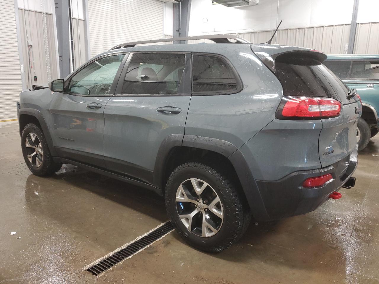 2014 Jeep Cherokee VIN 1C4PJMBS0EW256807 Copart auction photo, front end / mechanical damage thumbnail 2