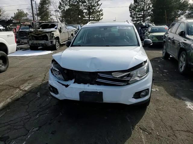 2017 Volkswagen Tiguan VIN WVGUV7AX2HW509356 Copart auction photo, front end damage thumbnail 11