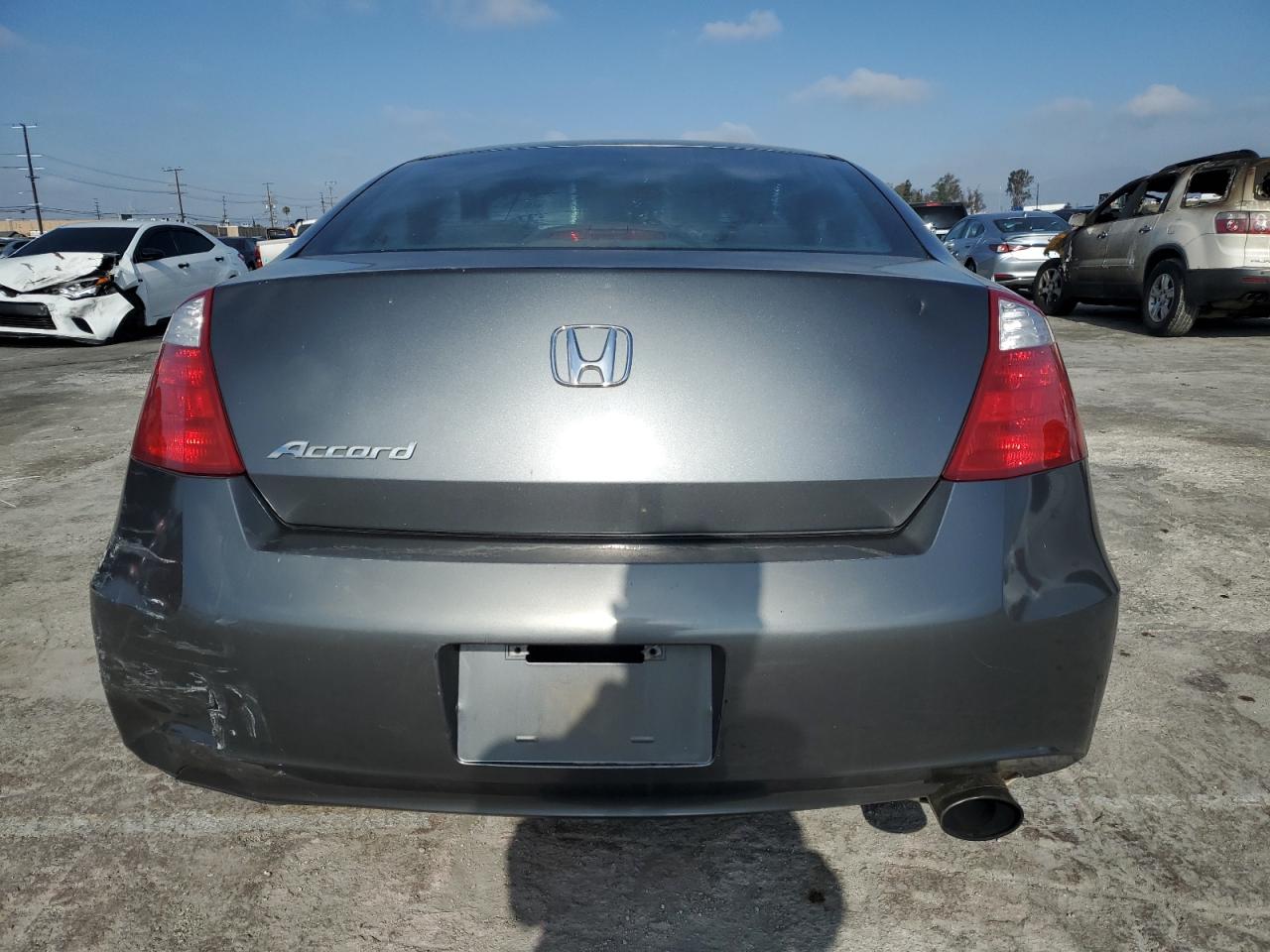 2008 Honda Accord VIN 1HGCS12748A004390 Copart auction photo, front end / rear end damage thumbnail 6