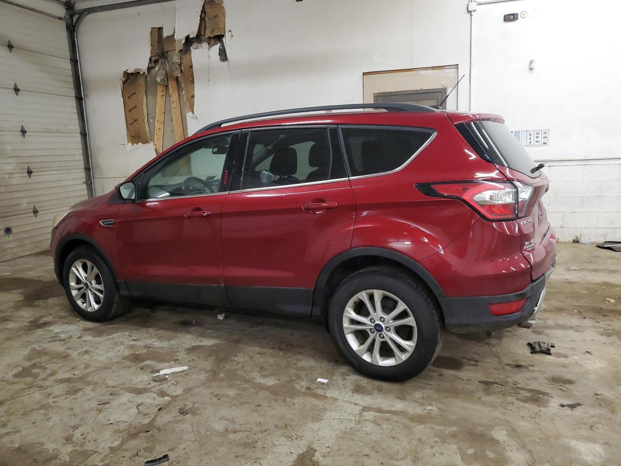 2017 Ford Escape VIN 1FMCU9G92HUD59196 Copart auction photo, rear end damage thumbnail 2