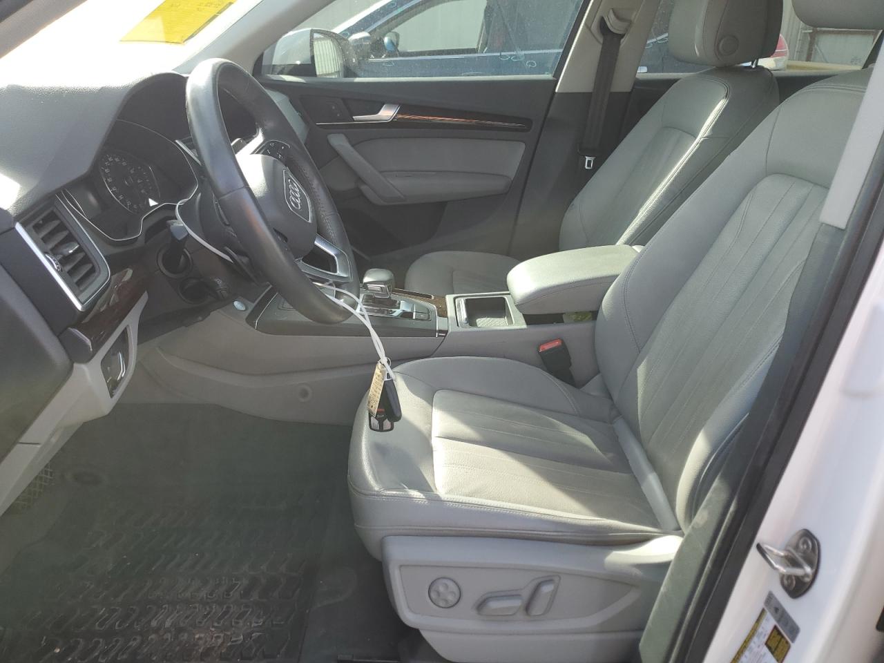 2019 Audi Q5 VIN WA1ANAFY5K2027737 Copart auction photo, front end / minor dent/scratches damage thumbnail 7