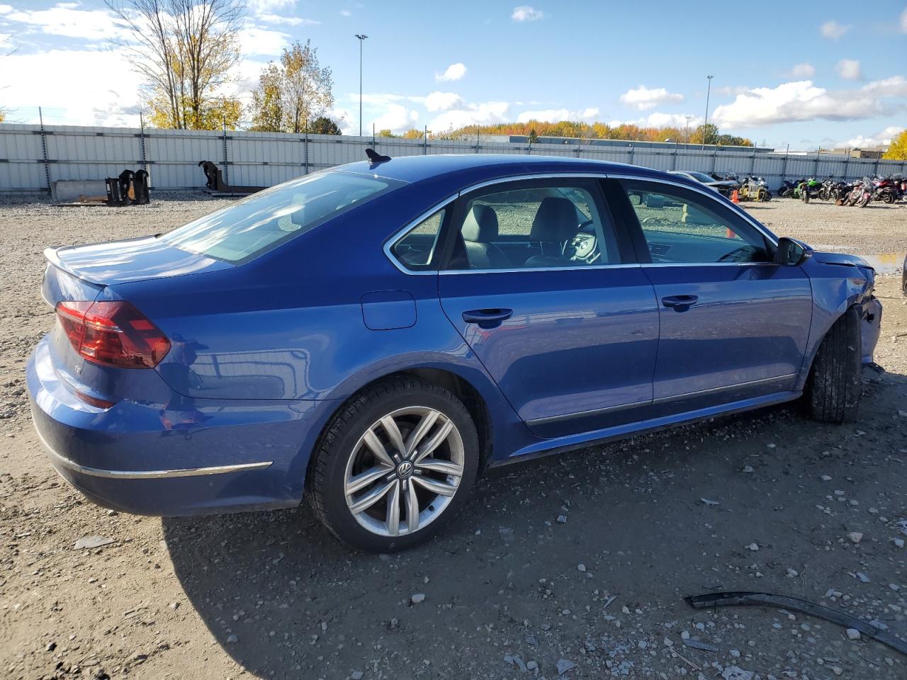 2017 Volkswagen Passat VIN 1VWCT7A37HC077459 Copart auction photo, front end damage thumbnail 3