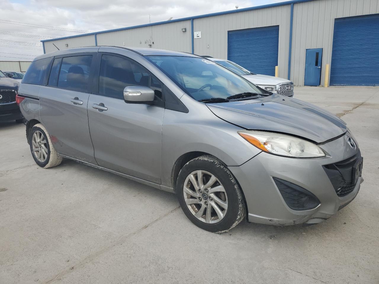 2013 Mazda 5 VIN JM1CW2BLXD0147334 Copart auction photo, rear end / side damage thumbnail 4
