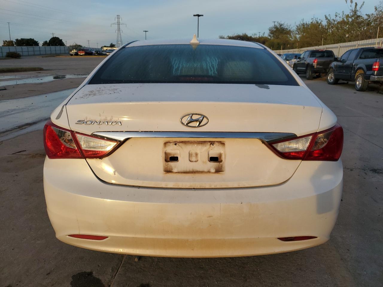 2011 Hyundai Sonata VIN 5NPEB4AC6BH208972 Copart auction photo, water/flood / minor dent/scratches damage thumbnail 6