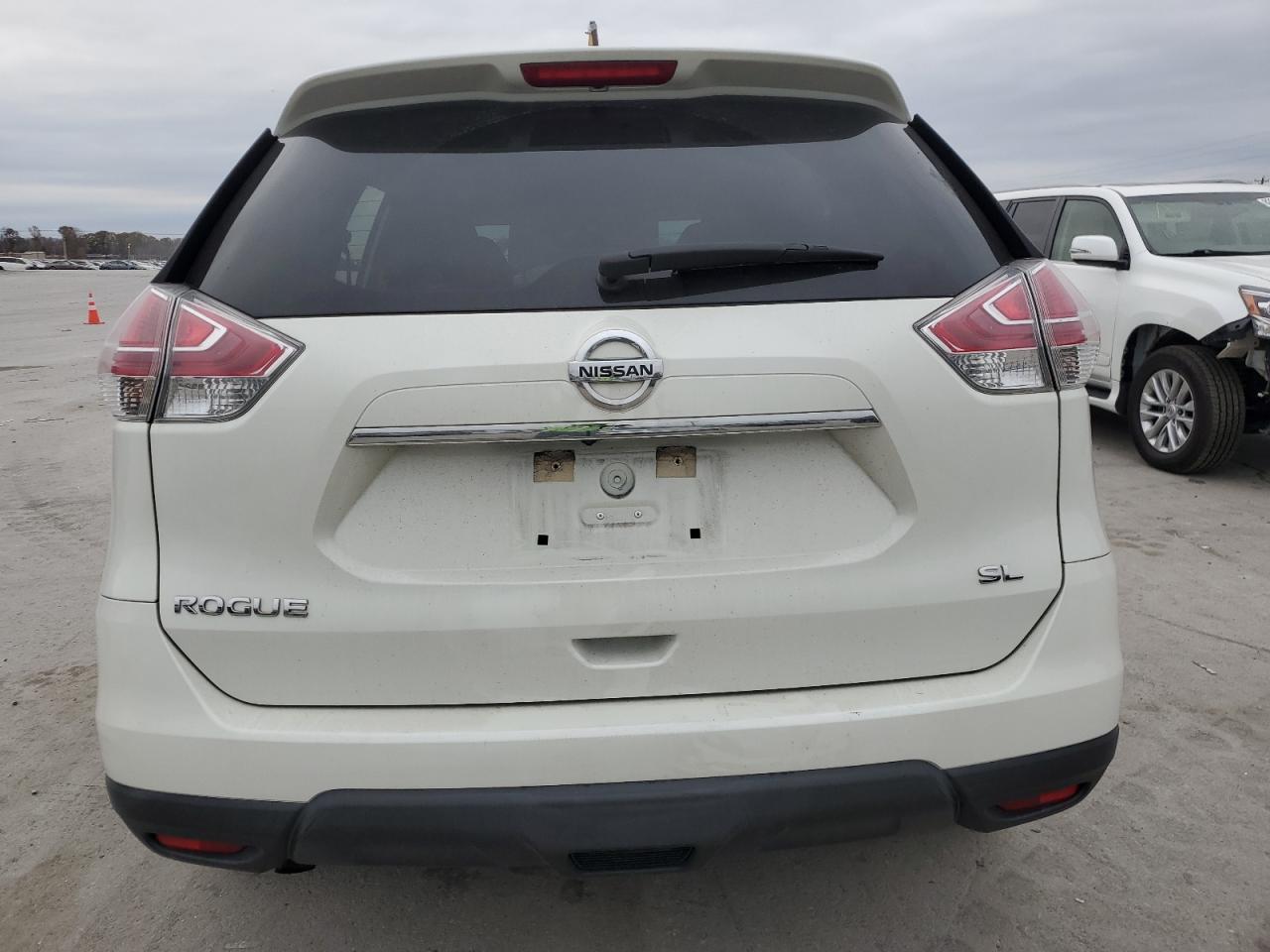 2015 Nissan Rogue VIN 5N1AT2MT9FC774911 Copart auction photo, front end damage thumbnail 6