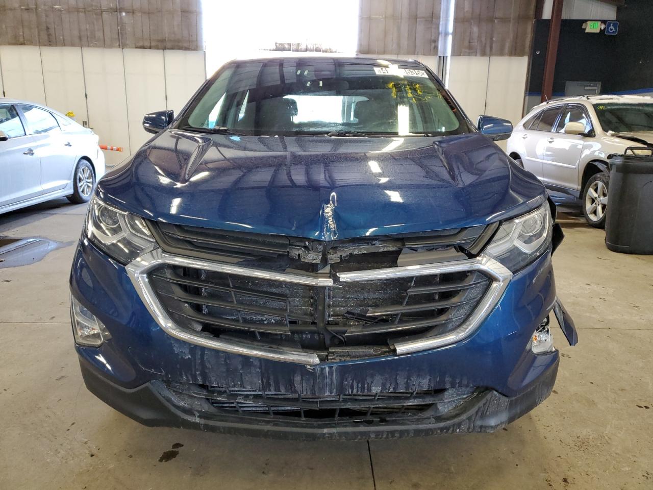 2020 Chevrolet Equinox VIN 2GNAXJEV3L6282387 Copart auction photo, front end / side damage thumbnail 5