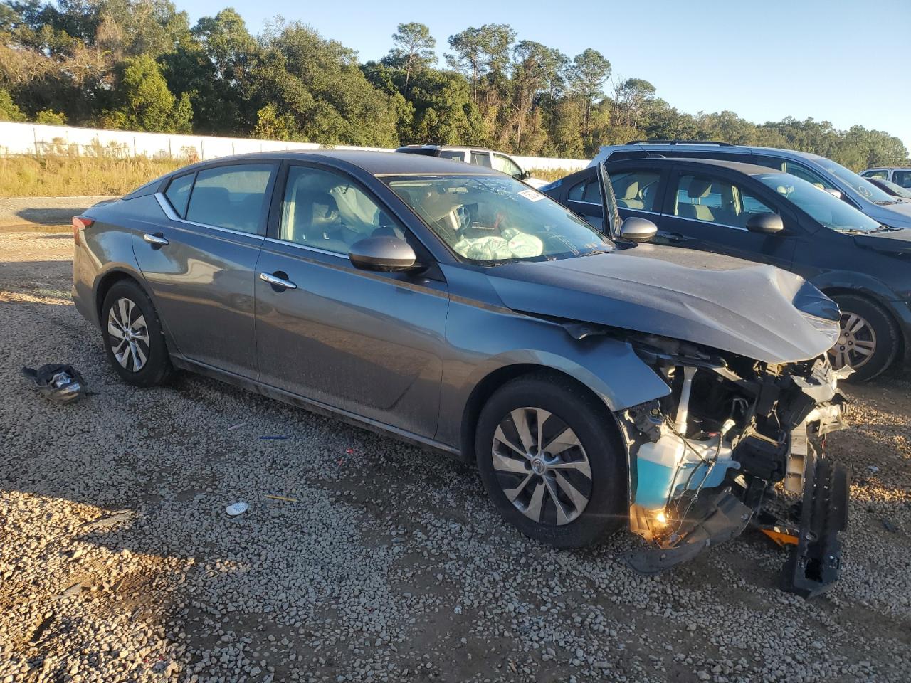 2020 Nissan Altima VIN 1N4BL4BV5LC214961 Copart auction photo, front end damage thumbnail 4