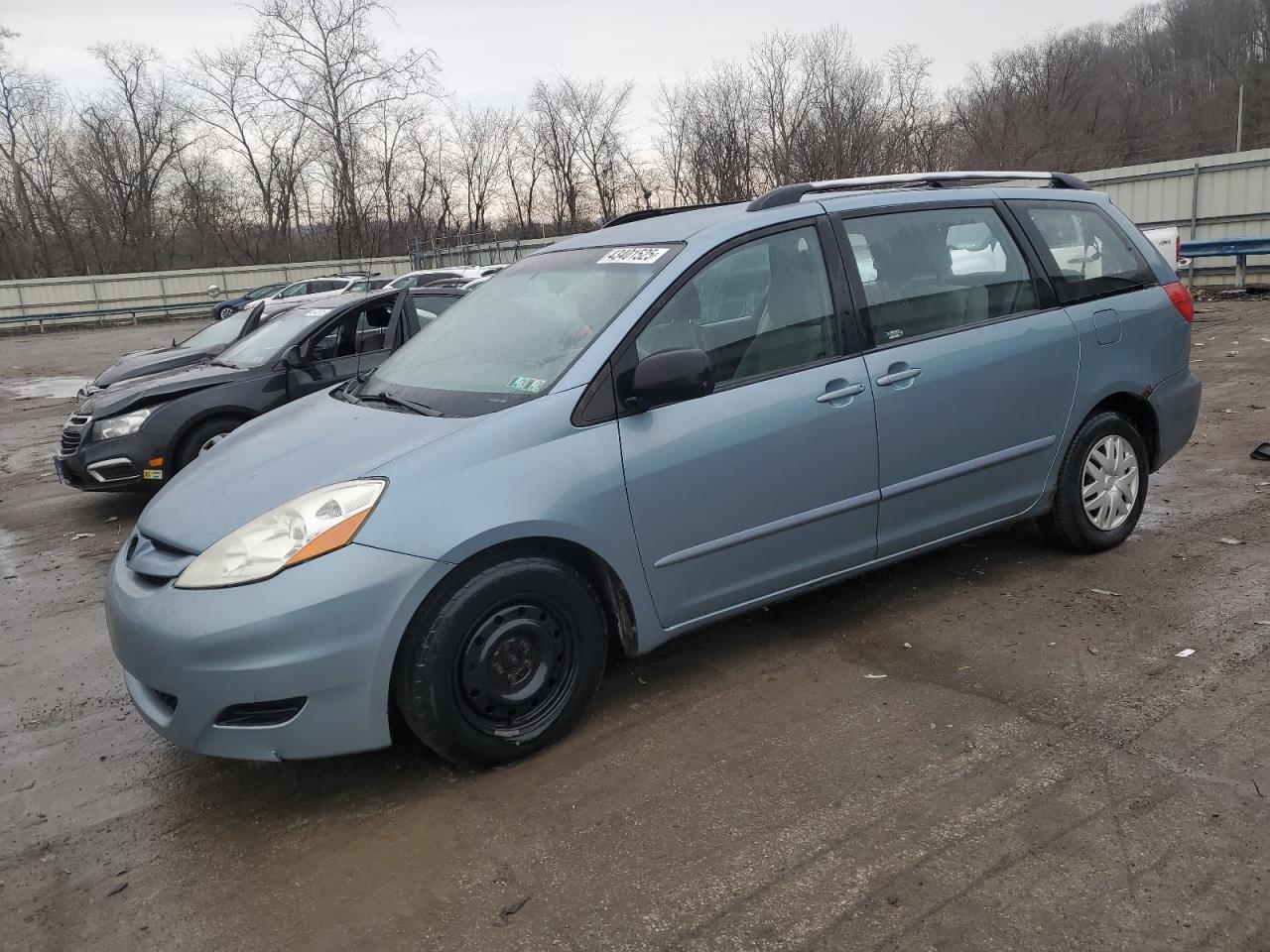 2009 Toyota Sienna VIN 5TDZK23C69S235418