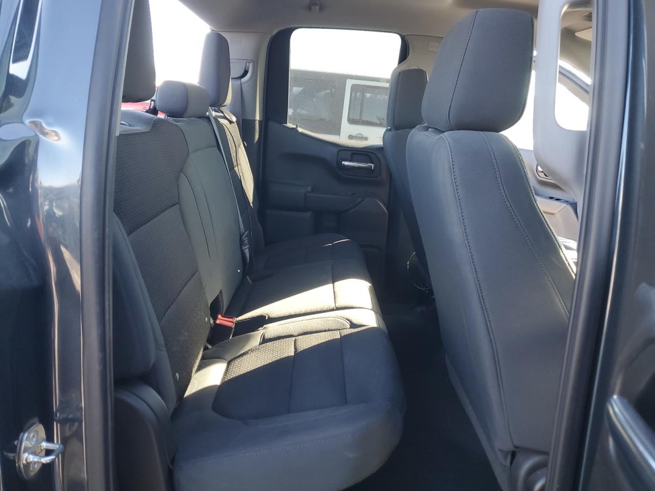 2019 Chevrolet Silverado VIN 1GCRWBEF2KZ237389 Copart auction photo, side / rear end damage thumbnail 10