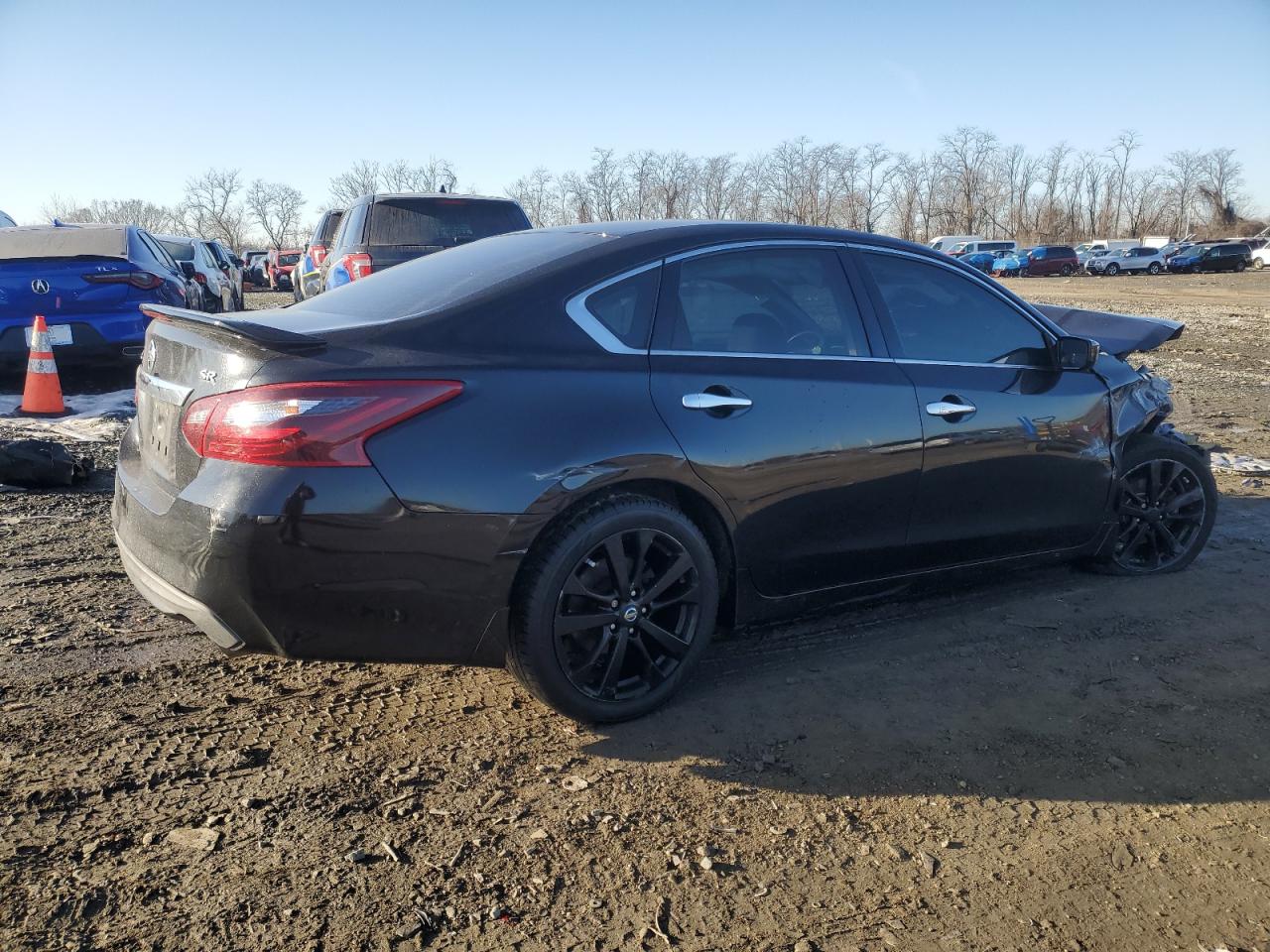 2017 Nissan Altima VIN 1N4AL3AP0HC179391 Copart auction photo, front end / side damage thumbnail 3