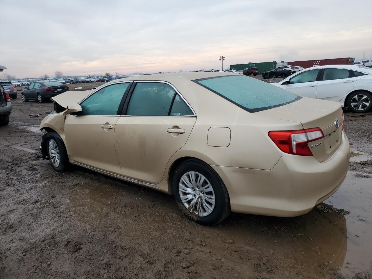 2012 Toyota Camry VIN 4T1BF1FK3CU060949 Copart auction photo, front end damage thumbnail 2