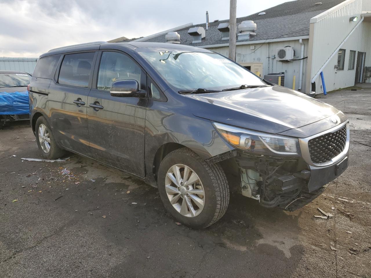 2016 KIA Sedona VIN KNDMB5C14G6097806 Copart auction photo, all over damage thumbnail 4