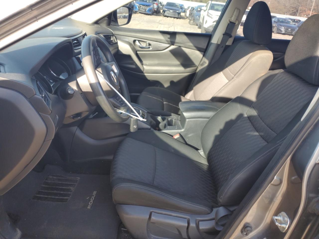 2018 Nissan Rogue VIN KNMAT2MT1JP512564 Copart auction photo, front end / minor dent/scratches damage thumbnail 7