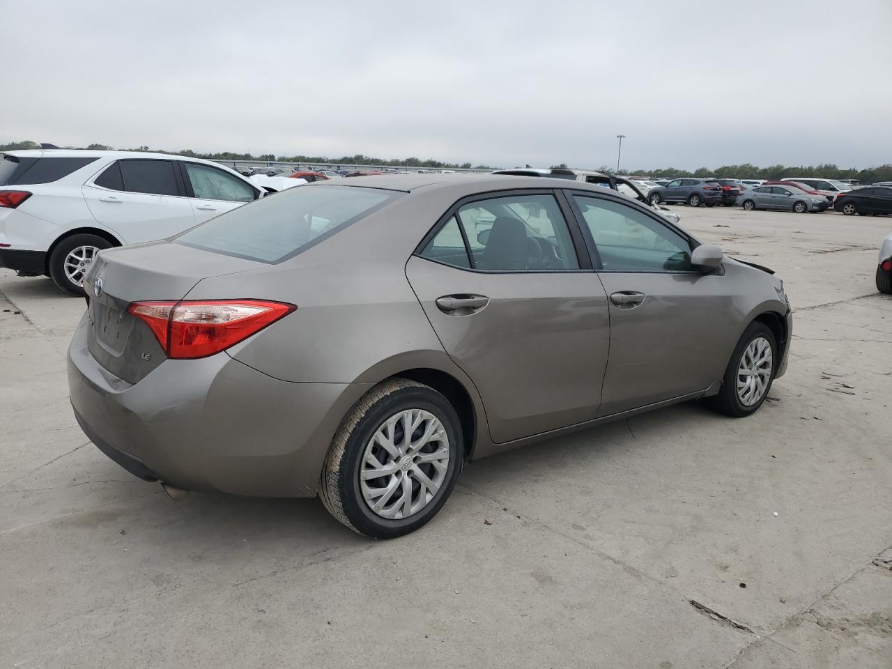 2017 Toyota Corolla VIN 5YFBURHE2HP622652 Copart auction photo, front end / minor dent/scratches damage thumbnail 3