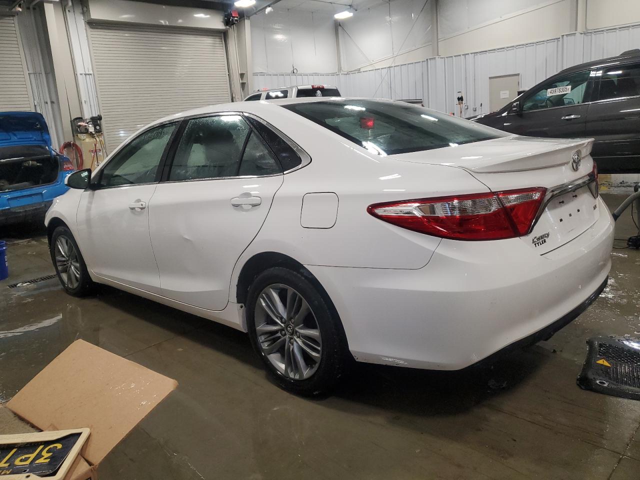 2017 Toyota Camry VIN 4T1BF1FK7HU450833 Copart auction photo, front end damage thumbnail 2