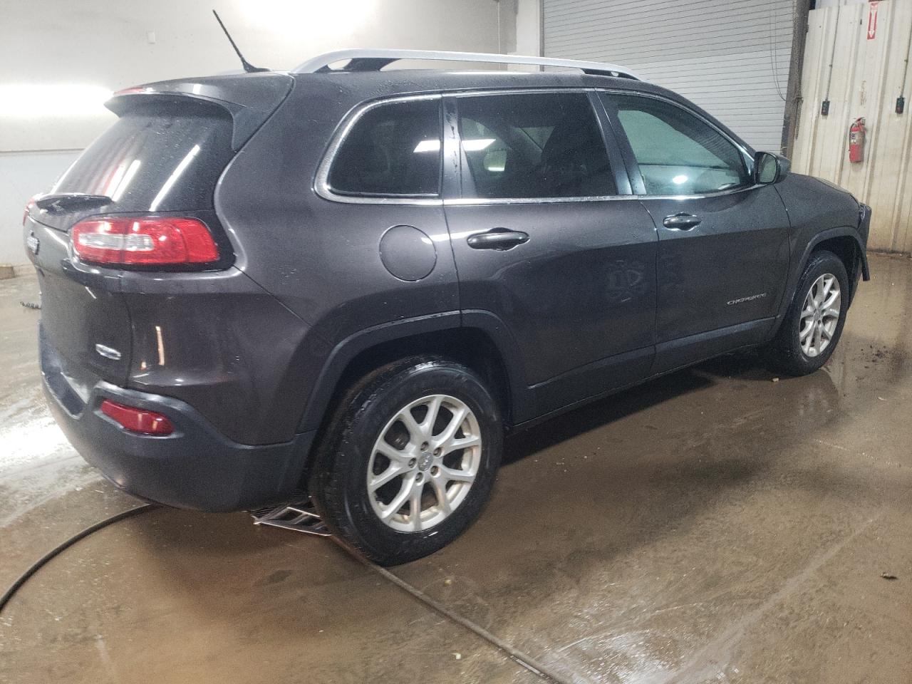 2014 Jeep Grand Cherokee VIN 1C4PJMCS1EW192937 Copart auction photo, front end damage thumbnail 3