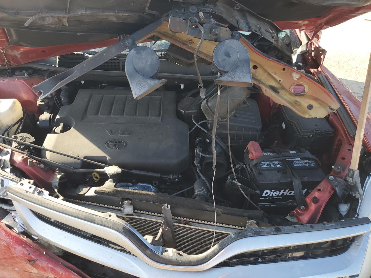 2013 Toyota Venza VIN 4T3ZK3BB8DU060126 Copart auction photo, front end / minor dent/scratches damage thumbnail 13