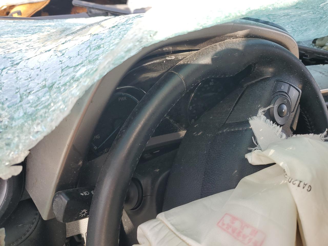 2017 Toyota RAV 4 VIN JTMRJREV3HD131778 Copart auction photo, front end / side damage thumbnail 9