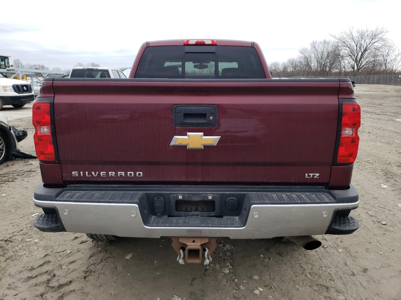 2016 Chevrolet Silverado VIN 1GC1KWEGXGF286194 Copart auction photo, front end / minor dent/scratches damage thumbnail 6