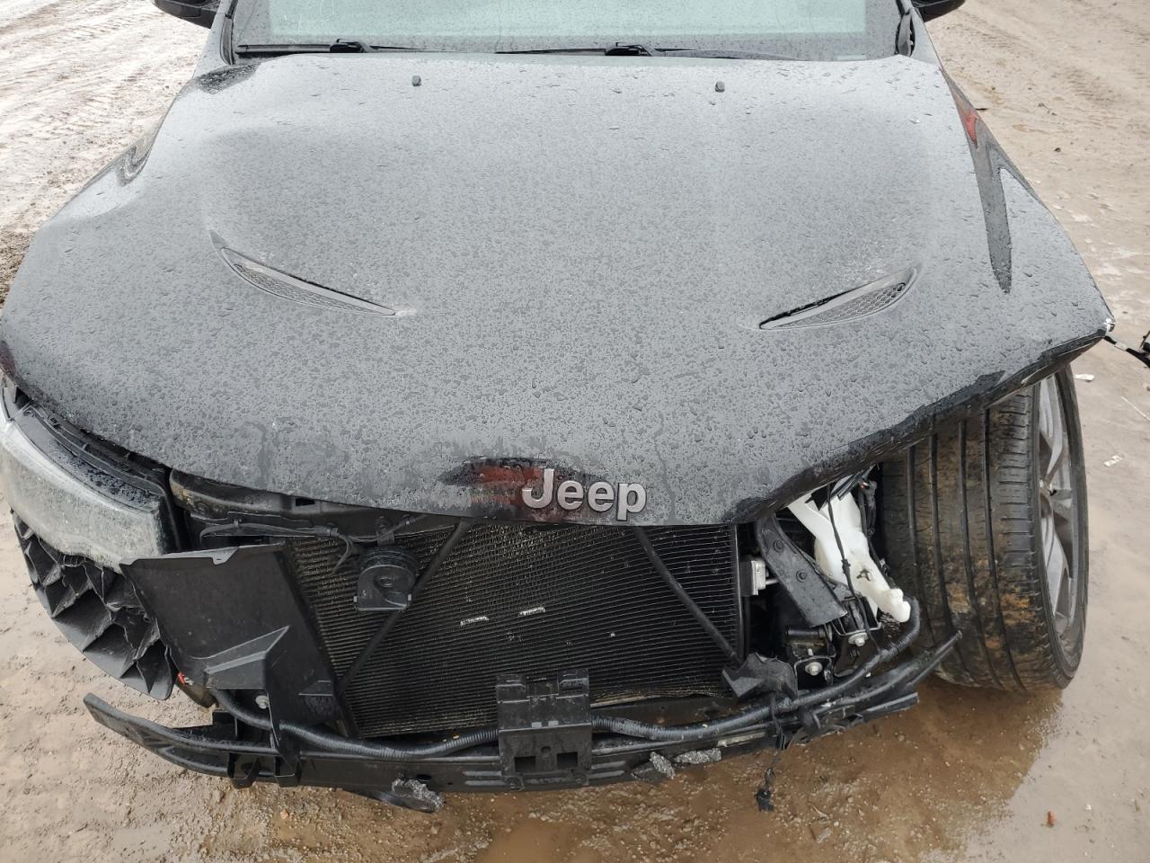 2019 Jeep Grand Cherokee VIN 1C4RJFBG4KC786436 Copart auction photo, front end / side damage thumbnail 12