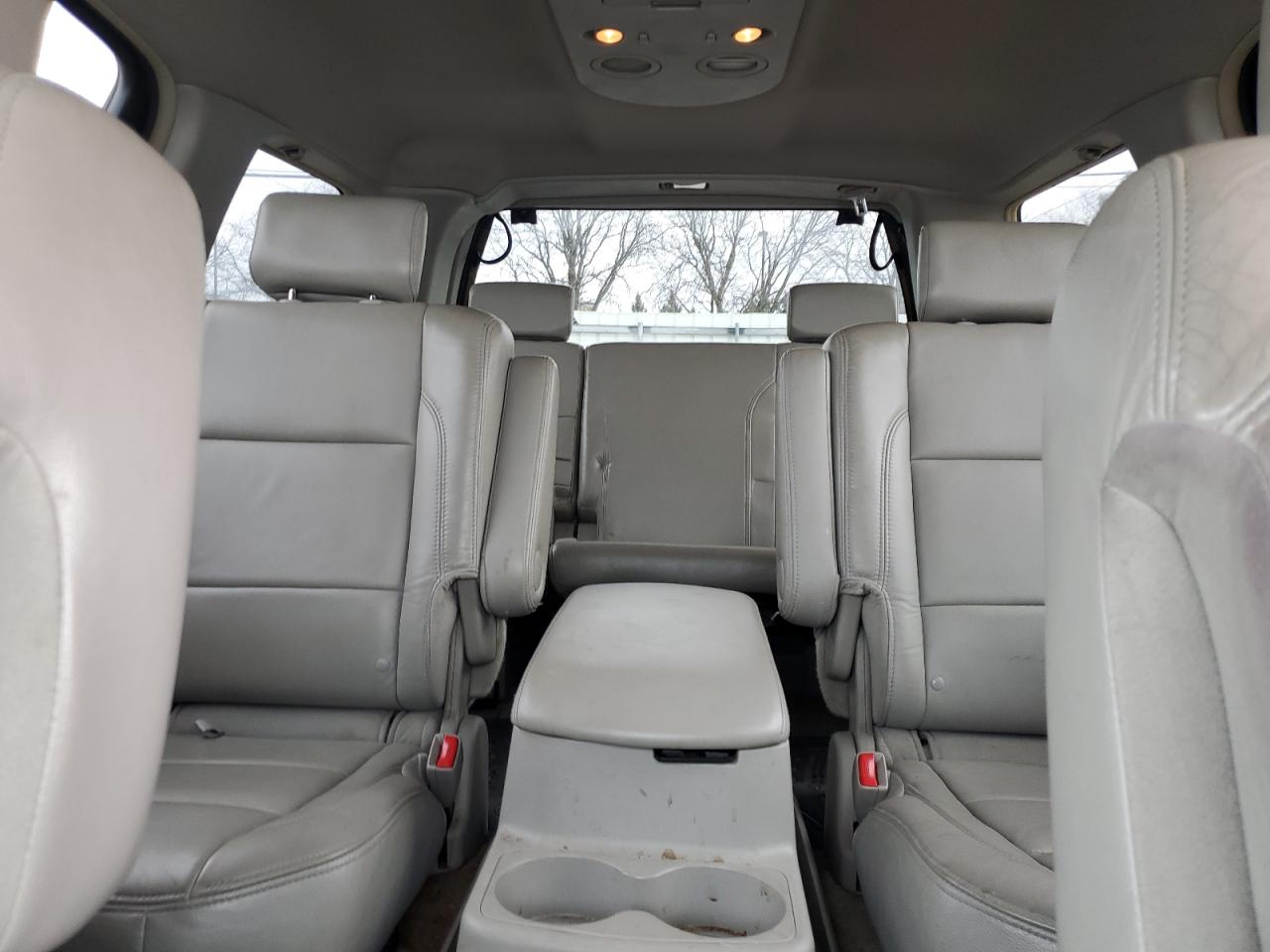 2010 Infiniti QX56 VIN 5N3ZA0NE5AN901929 Copart auction photo, all over damage thumbnail 10