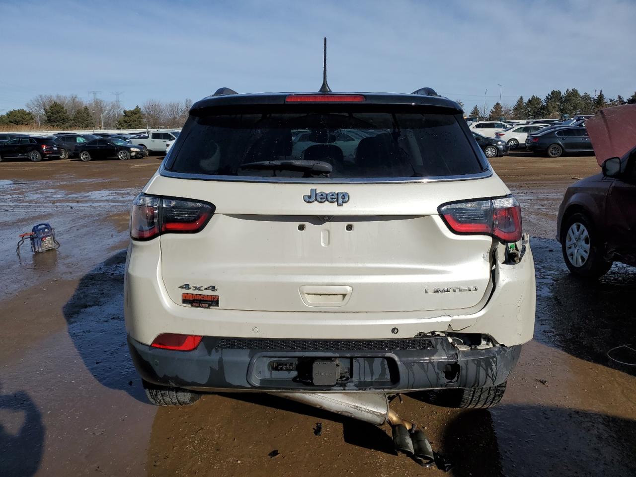 2018 Jeep Compass VIN 3C4NJDCB3JT115395 Copart auction photo, front end / rear end damage thumbnail 6