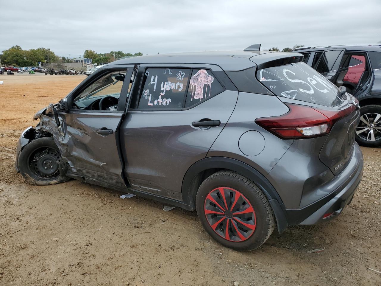 2021 Nissan Kicks VIN 3N1CP5BV7ML493993 Copart auction photo, front end / side damage thumbnail 2