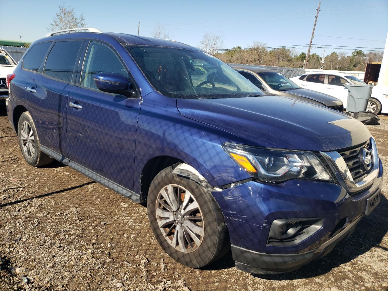 2017 Nissan Pathfinder VIN 5N1DR2MN7HC667436 Copart auction photo, rear end / mechanical damage thumbnail 4